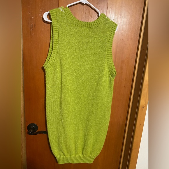 Green and white houndstooth pattern sweater dress - Picture 2 of 3